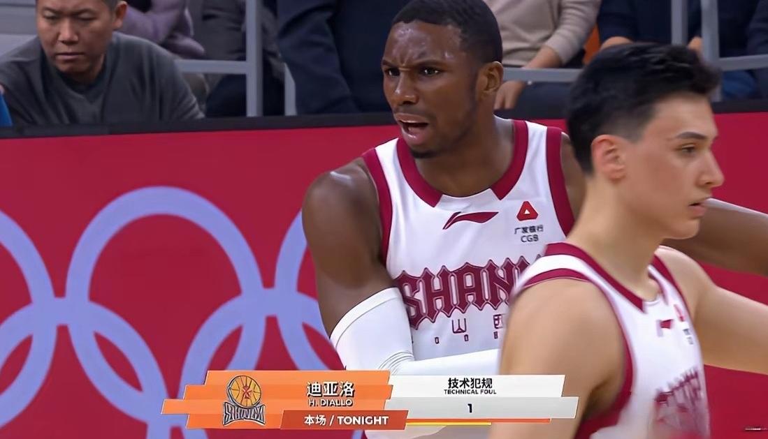 不少广东球迷无法理解，为何迪亚洛场场都敢打敢拼！这个雷霆放弃的球员，没有杰伦威、