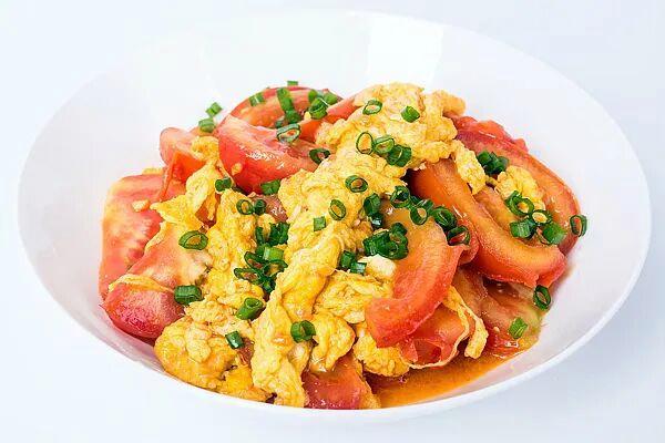 突然发现，最近老婆对我比以前更好，我喜欢吃西红柿炒鸡蛋，我家几乎每天都有西红柿炒