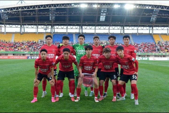 四川两支球队强弱分明、天上人间！四川丰谷酒业篮球队在中国篮球联赛（C