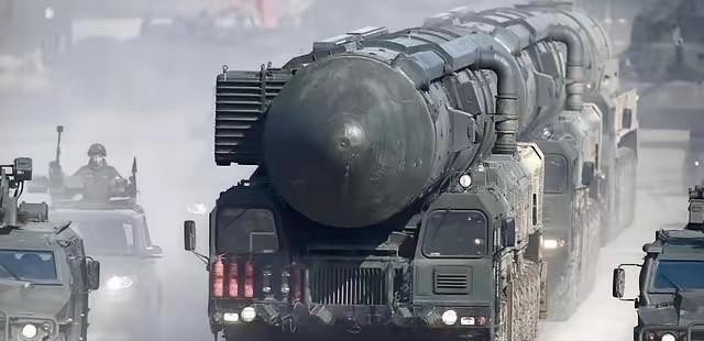 中俄朝三打一，对日本发出警告！俄罗斯卫星通讯社正式发出警告，日本继续发展中程导弹