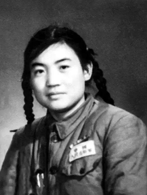 解秀梅（1932年—1996年1月30日），女，出生于河北省保定市高阳县于堤村，