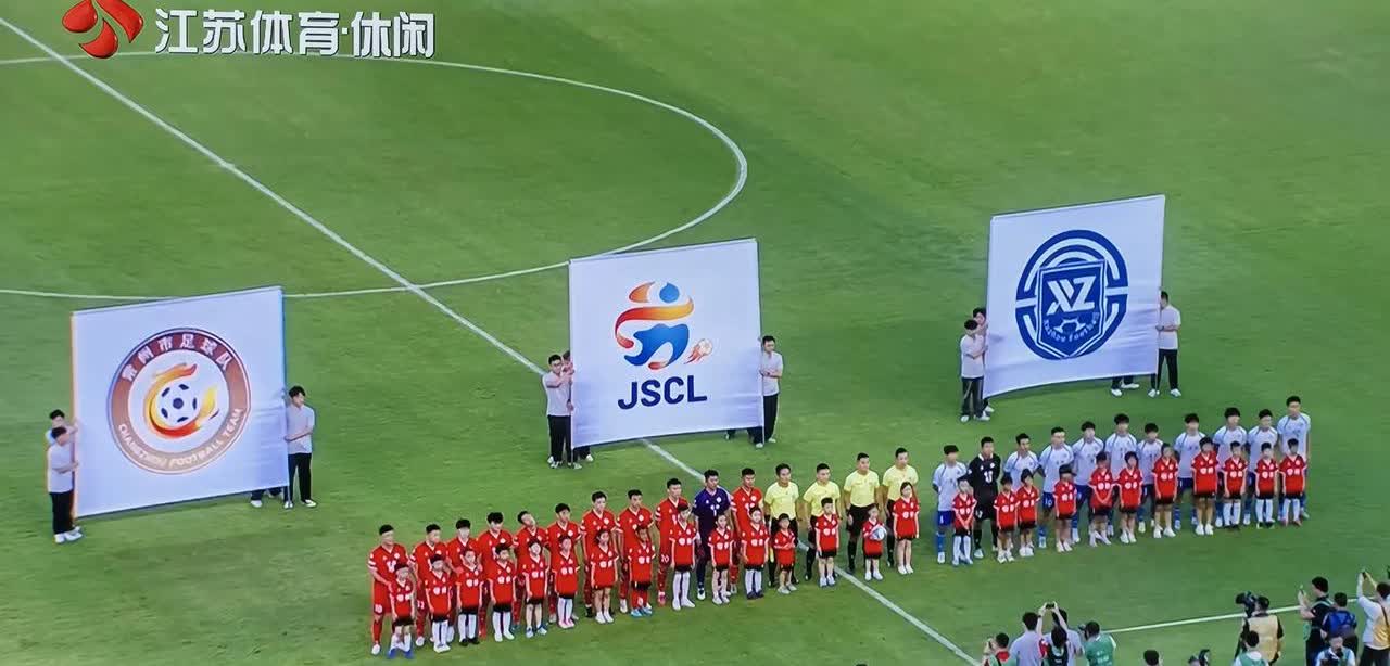 虽然徐州队依靠上半场进的两个球2:0客场战胜常州队，个人依然不开心，因为下半场开