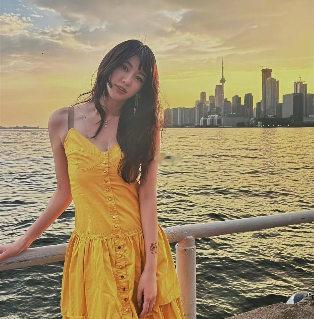 还珠格格里最美的演员，可惜不怎么拍戏了、不然肯定能够跻身一线。​​​