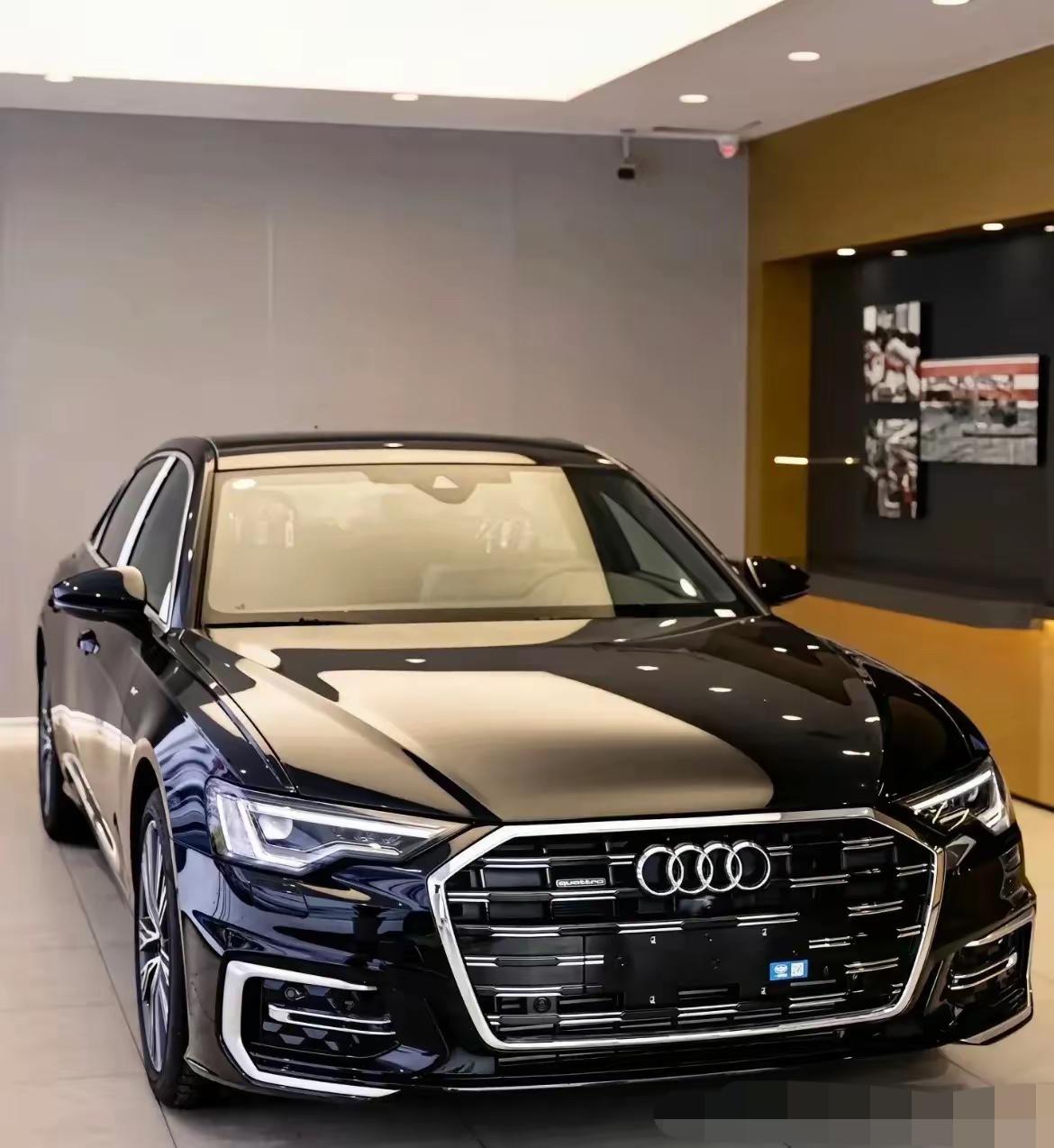 今天去看车，一汽奥迪A6L的价格惊掉了我的下巴。​瞧这奥迪A6L40TFSI