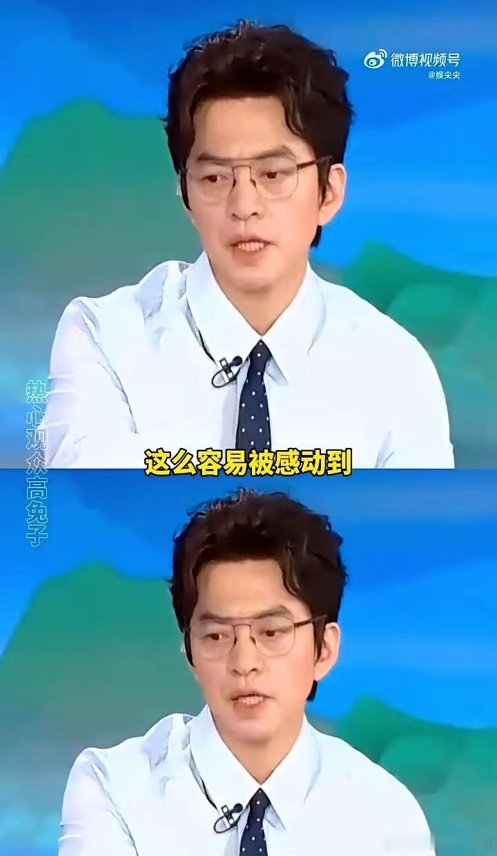 李健春晚唱了什么没人记得，后台一段采访却炸了锅。你敢信？春晚总导演，大夏天蹬个共