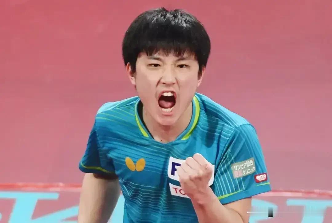 张本家族终于“如愿”！王曼昱战胜张本美和，虽然废了点力气，但是及时给了狂妄的