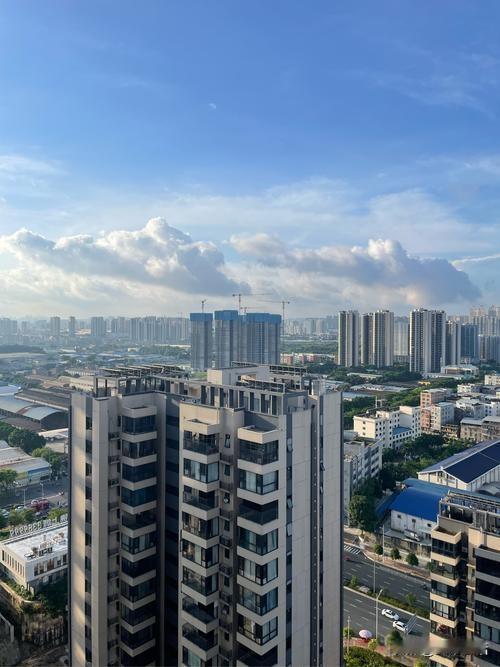 泪奔了！现在的房子真是成了白菜价了，真是亏死了[哭哭][哭哭][哭哭][哭哭][