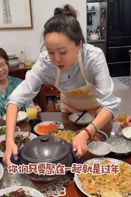 演员王一楠在自己的视频说，她的妈妈是68年的上海知青，当年来到云南的西双版纳插队