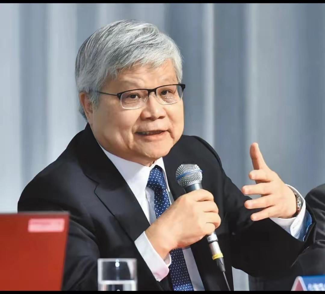 新加坡联合早报今天（12月2日）报道：“台积电董事长魏哲家传星期四（12月4日）