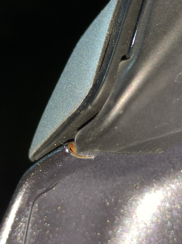 这算是通病吗你看很多车友都有这个问题车门接缝处生锈