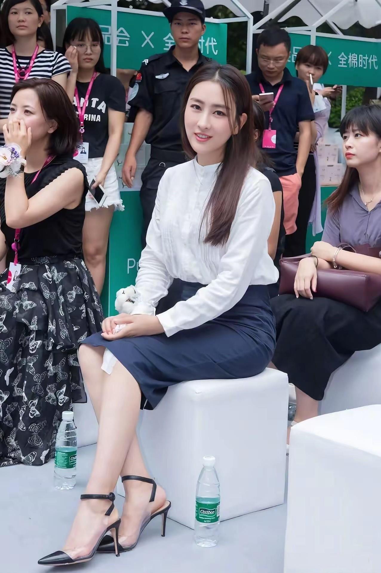 女神，真美啊。