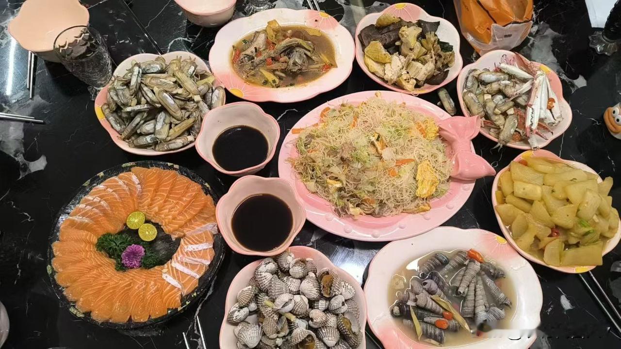 初六吃三样，出门日子旺，正月初六吃“三样”是啥？建议了解。正月初六，老辈人