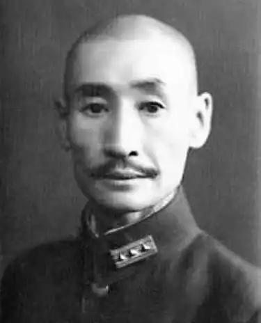 1948年11月，蒋介石派人给在北平的马占山、万福麟送去到台湾的机票。马占山拒绝