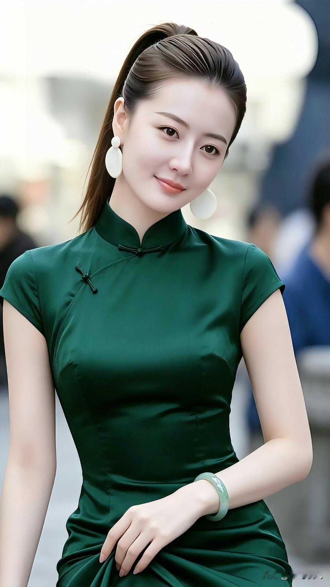 优雅旗袍美女，尽显东方神韵！