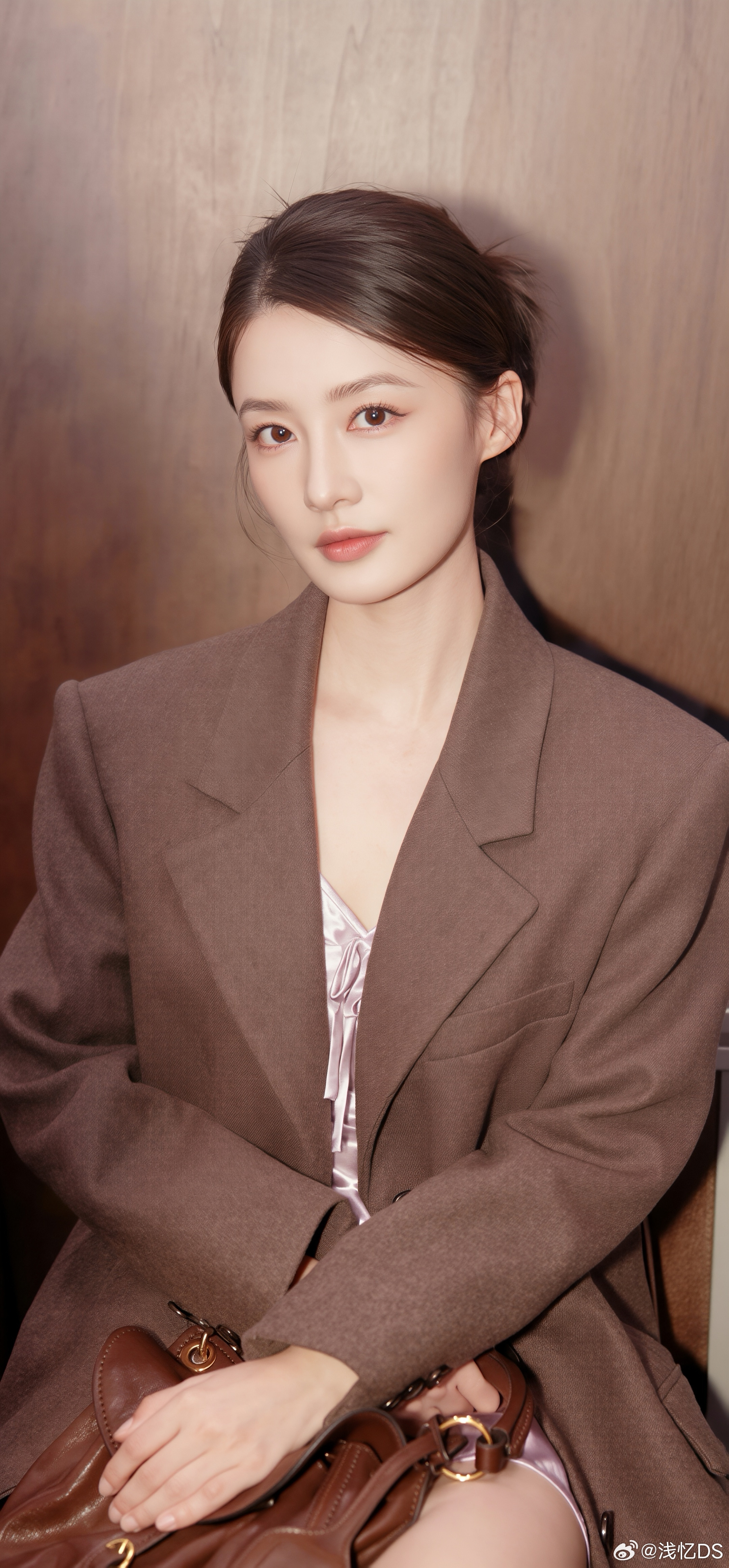 #李沁#