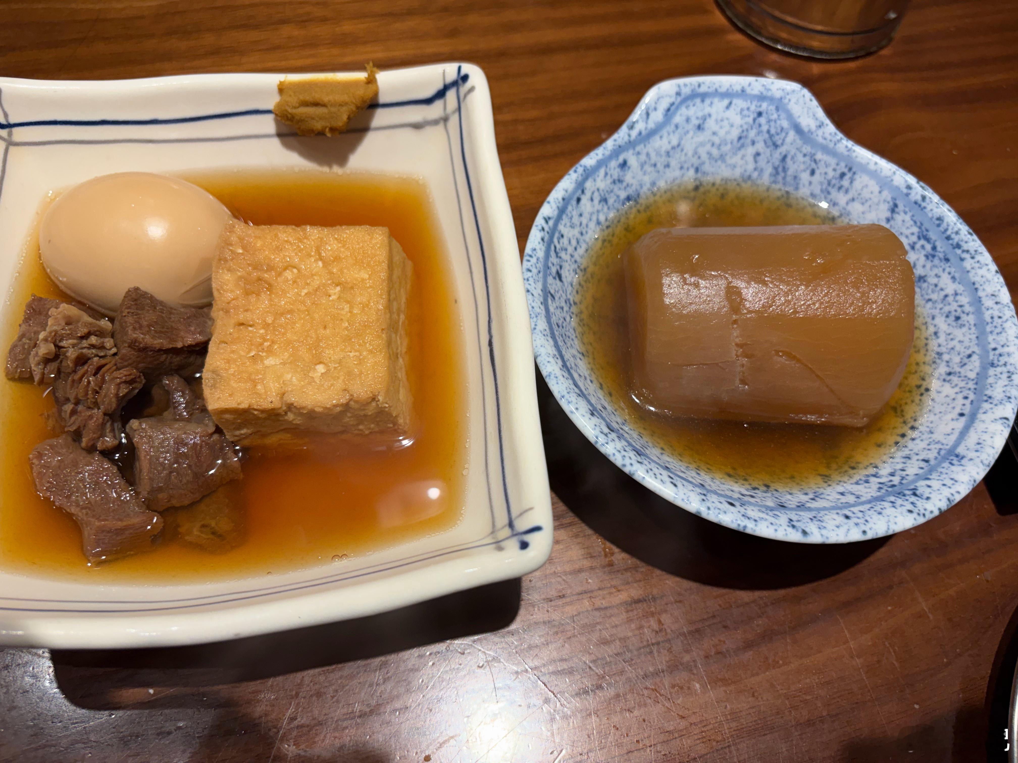 今天的晚餐，日料。牛肉，鸡蛋，豆腐，萝卜。早晨和中午吃的碳水足够了，晚上不吃了。