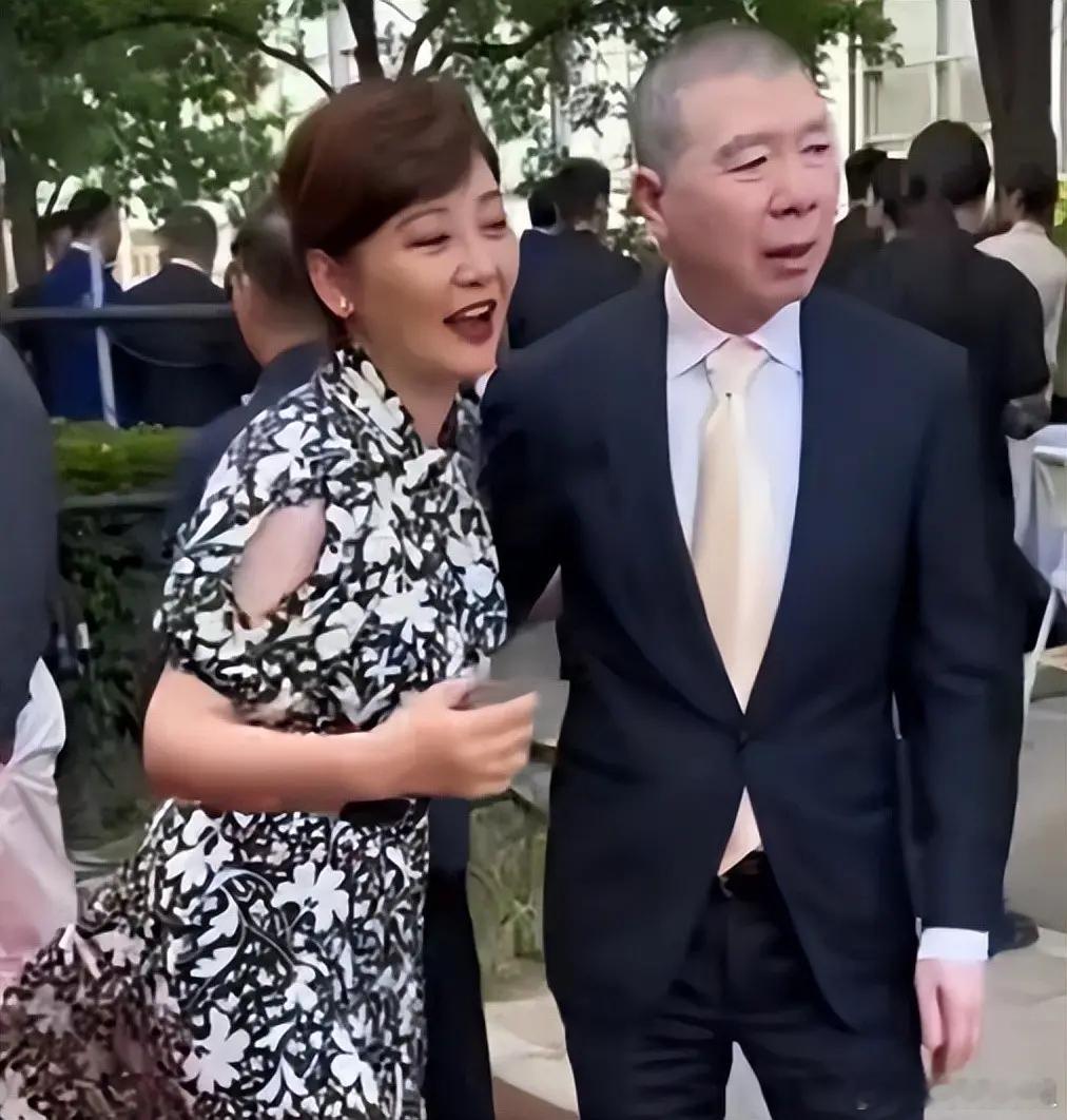 徐帆冯小刚也到了该养生的年纪！​​​