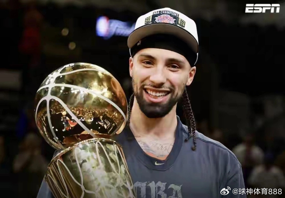 北京时间6月27日，NBA休赛期传出一则重磅续约消息！根据ESPN知名记者Sha