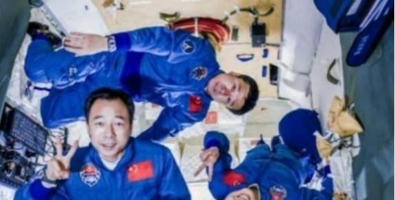 [点赞]为什么大家都不提中国空间站了？没脸提，跟国际空间站差距太大，但不是中国