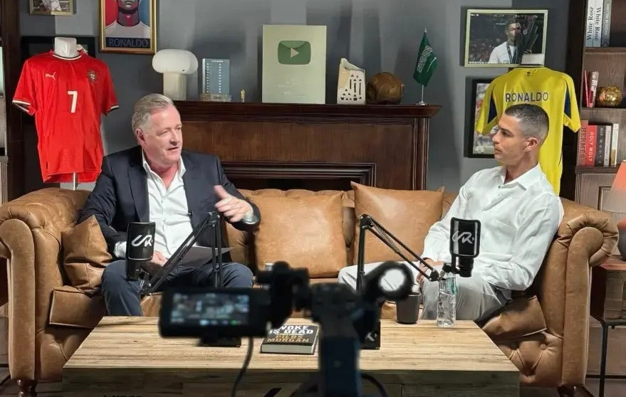 C罗：“我确实曾经接近加盟阿森纳。老实说，我现在看阿森纳时，我并不会以对手的眼光