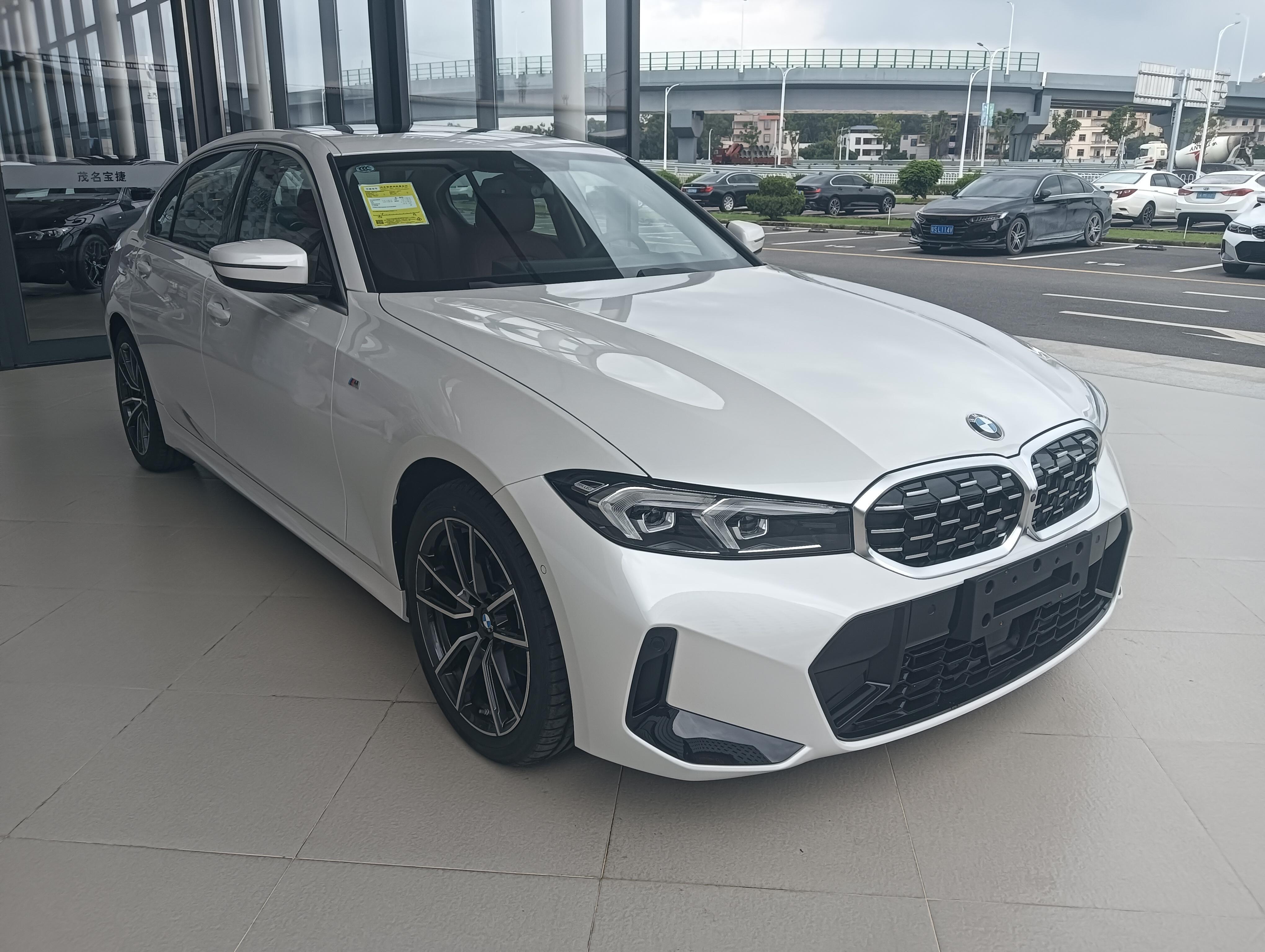 26款325LiM运动指导价278000全款优惠82000裸车196000税
