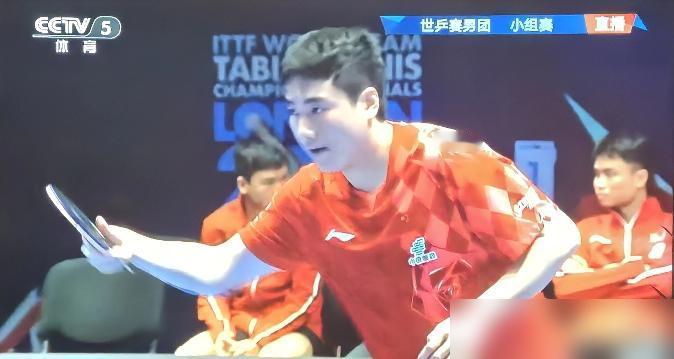赢了比输了还难受？梁靖崑赛后一句话，几乎戳破了国乒男队的窗户纸。你去看那场比