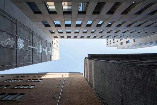 锋龙股份13连板, 根本不给机会?