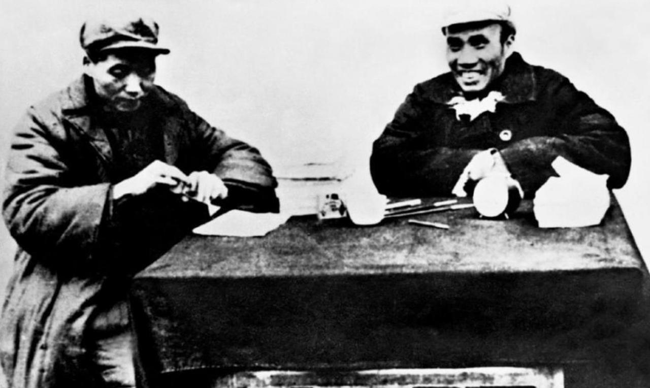 1929年冬，积劳成疾的伟人患上了疟疾，在上杭县城养病。吃了金鸡纳霜丸后，伟人病