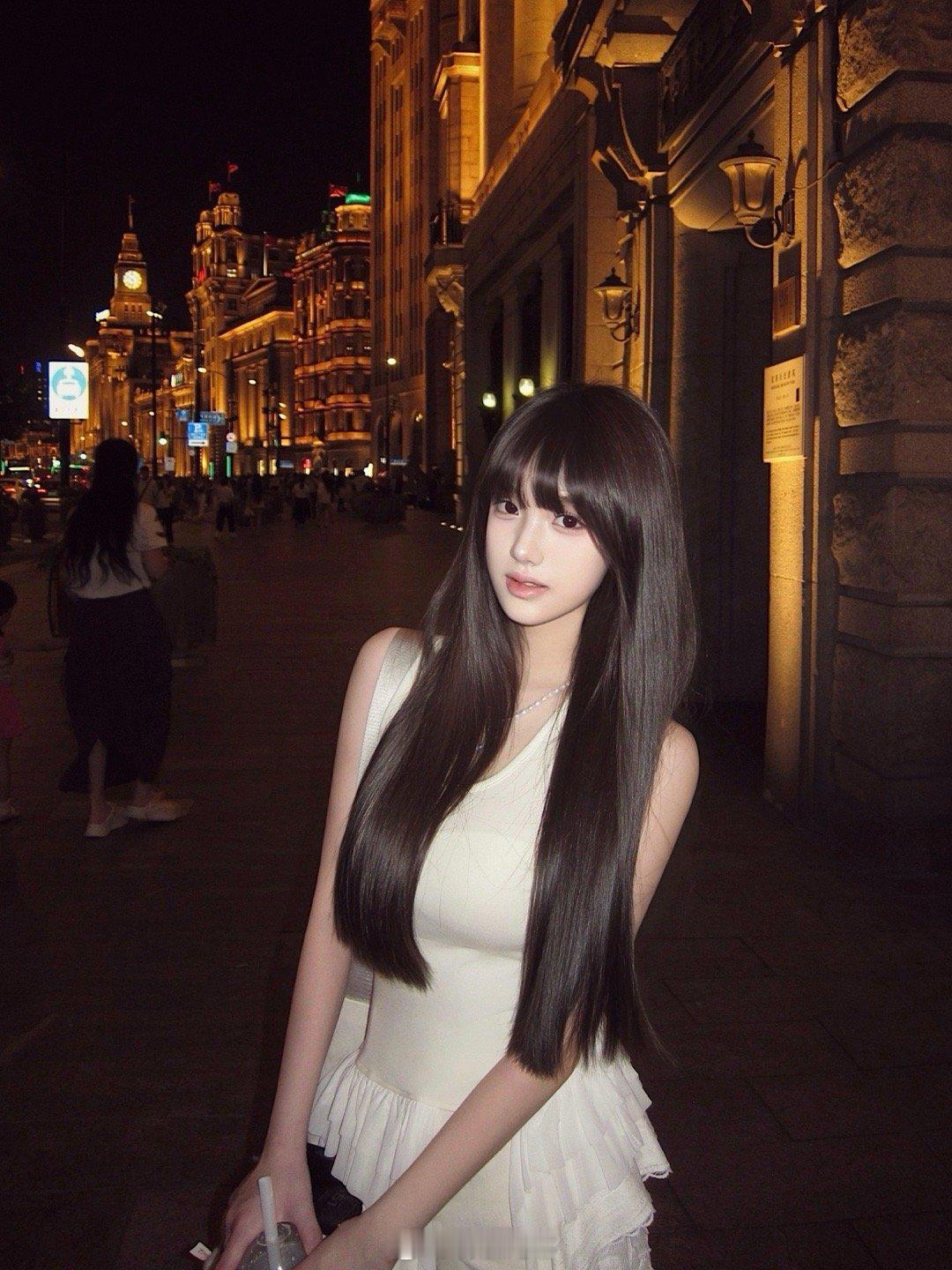 夜晚的​​​