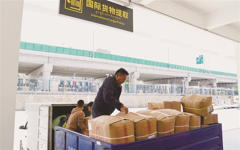 雪域高原迎开放热潮, 外贸发展再谱新篇