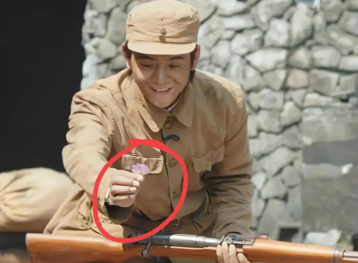 真的！无限超越班没有丁真我不看，我真被丁真逗笑了，笑点全在他身上。一群人