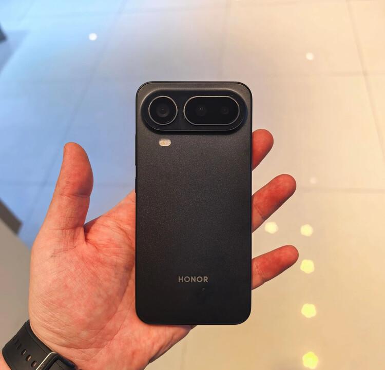 别再吹大屏，6.31英寸才是2026年真旗舰天花板朋友自从用上荣耀Magic