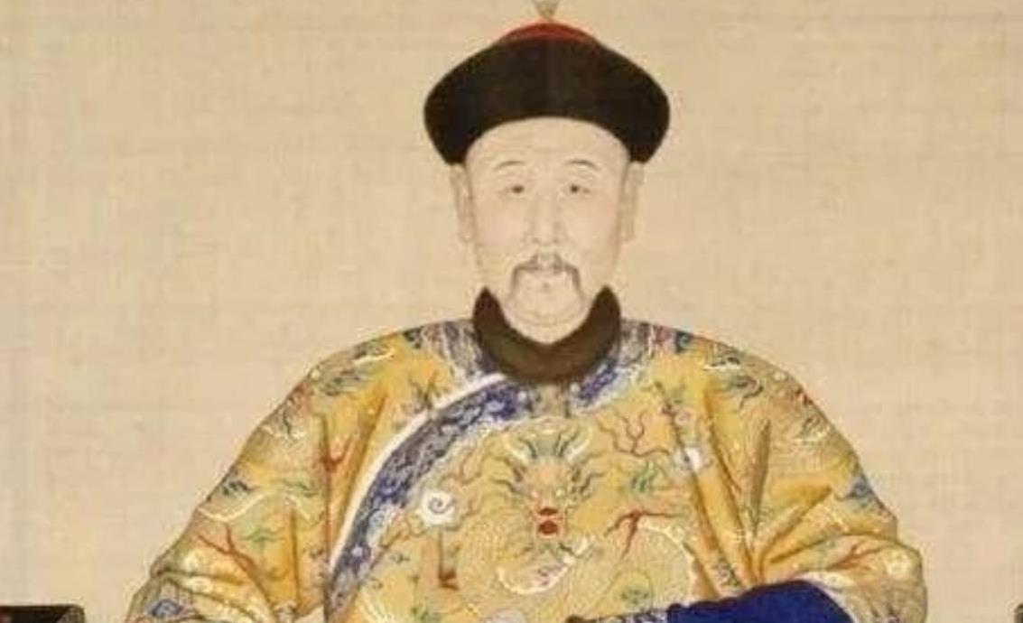 1729年，52岁的雍正招秀女马氏侍寝。夜晚，马答应被裹在厚被子里，送到了龙床之
