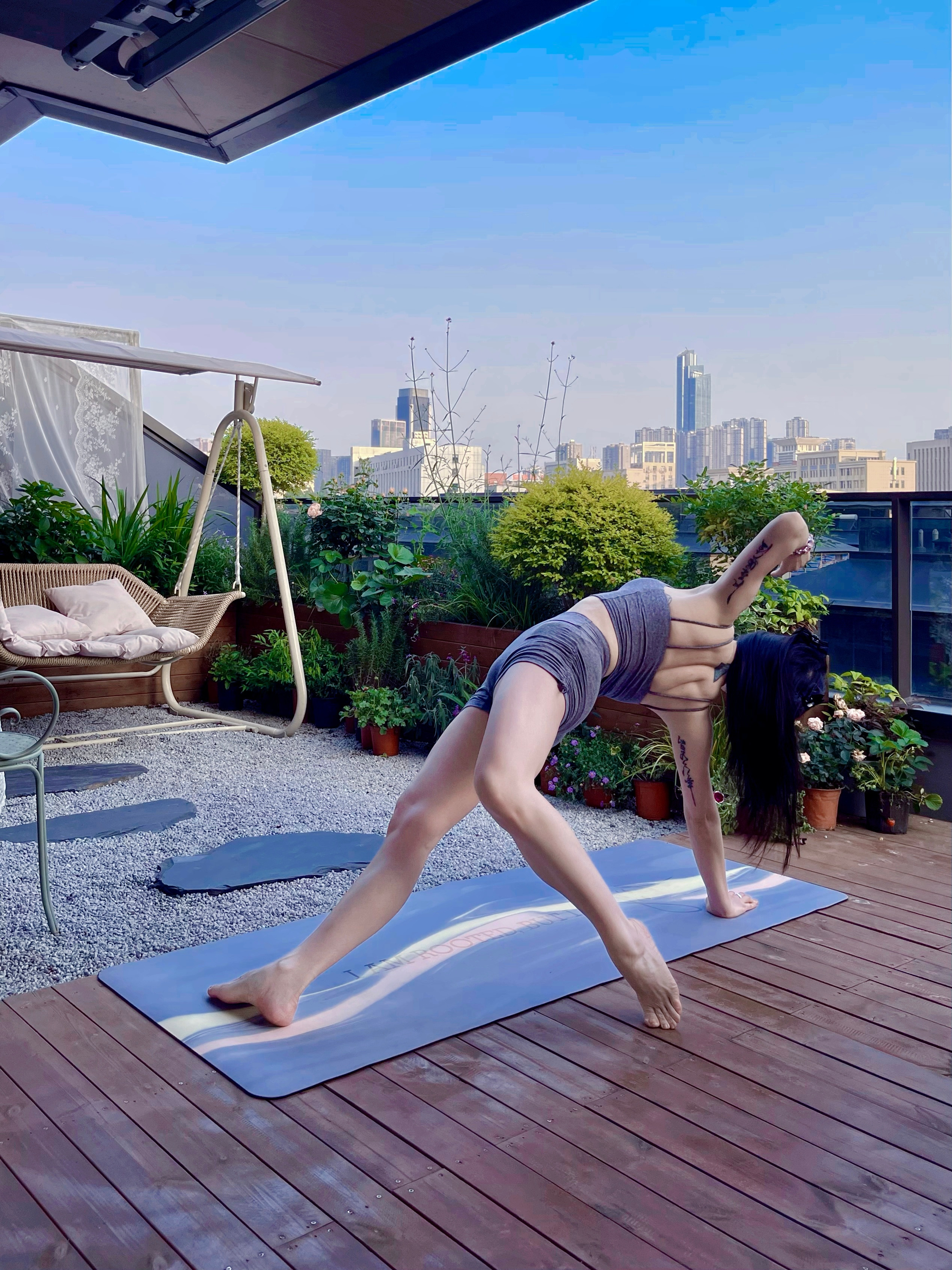 早早早🌞充满干劲的周一瑜伽瑜伽打卡城市运动季