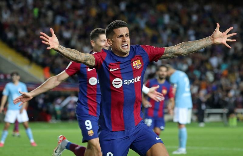 巴萨主场大胜，所有球员表现都不错。坎塞洛是真猛啊，佩德里也是一如既往地稳。虽然没