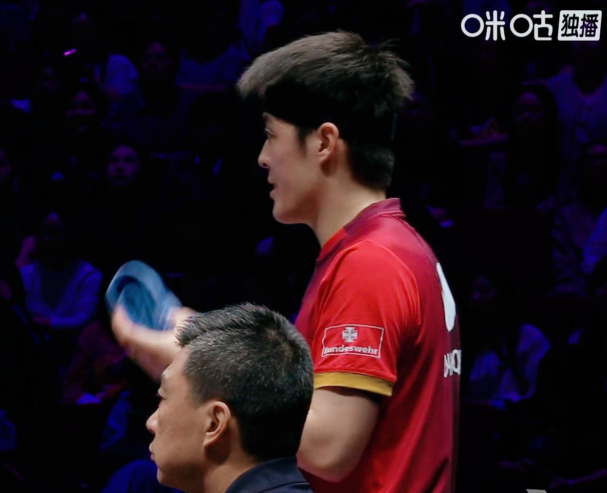 邱党又出幺蛾子！周冠达都怒了：球都打完了，你再说，不合适！前三局温瑞博3: