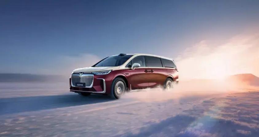 岚图梦想家第20万辆将下线近日，从岚图汽车了解到，岚图梦想家第20万辆将于近期