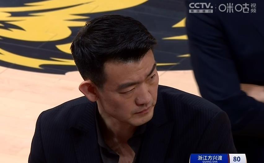 王博还在用解答辽宁队的解题方式去解北京队，结果就是被北京队打的找不到北了。广厦