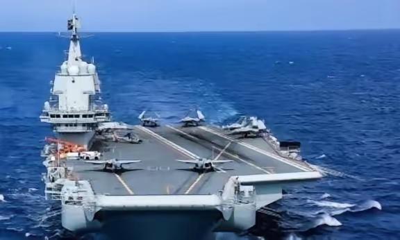 航母时代真的要落幕了？从美伊战争的战场现实来看，曾经的海上霸主航空母舰，如