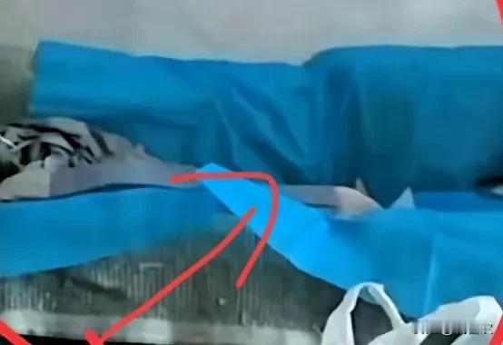 现在最头疼的绝对是医院院长！堂堂三甲医院，没因医术出圈，反倒靠副院长和眼科主