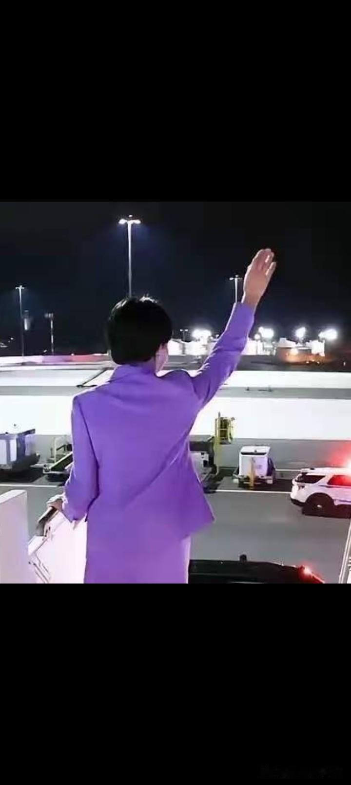 只要自己不尴尬，尴尬的永远是别人。高市跑到美国去，美国没有盛大的欢迎仪式，