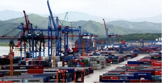 台海战争一触即发，西方冻结3.2万亿中国资产威慑，中国王炸底牌曝光：美债、稀土、