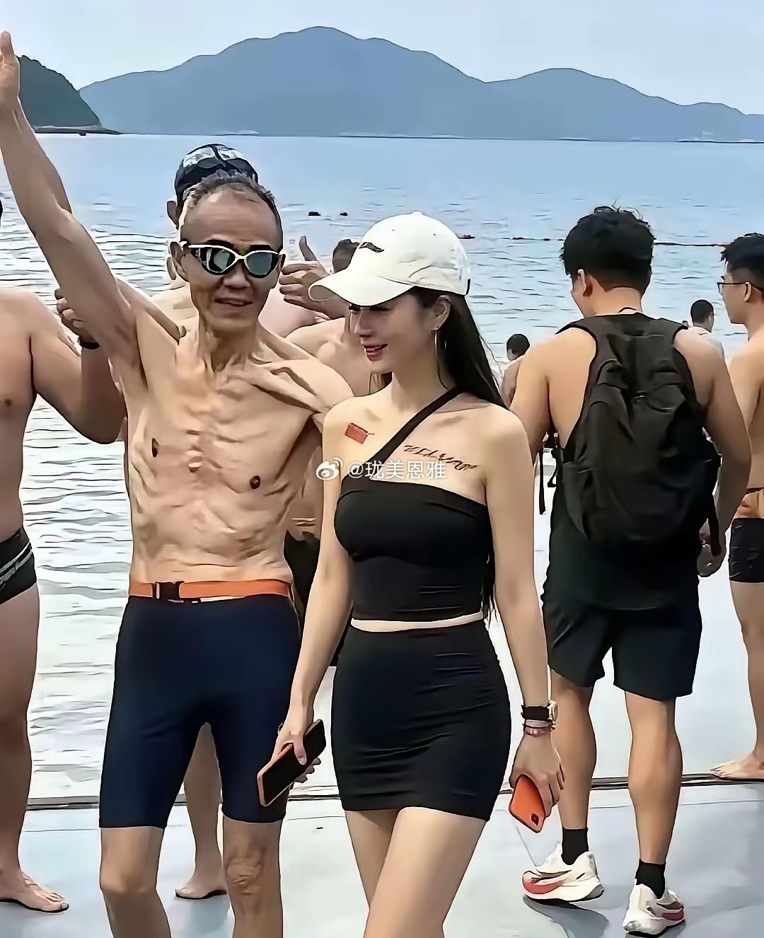 王石，曾今的地产大亨70多岁还那么猛，吾辈楷模！​​​