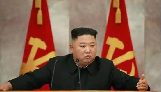 被美韩制裁20年，金正恩却说朝鲜真正的敌人不是美韩，那是谁？2021年11月，金