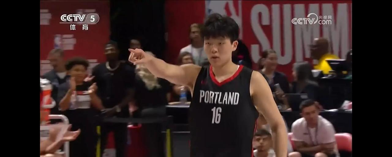 NBA终于要有中国球员身影了！杨瀚森首场NBA秀出10分，4篮板，5助攻，1抢断