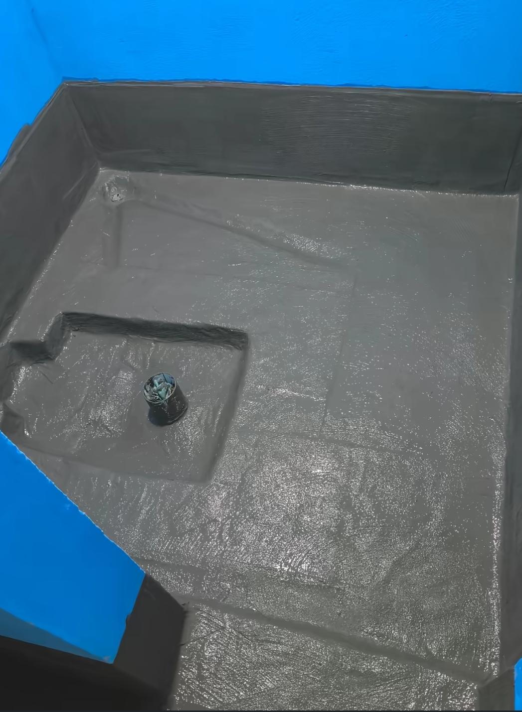 卫生间防水。这就是典型的一窍不通瞎鸡儿乱搞，施工流程顺序都不懂，这样预...