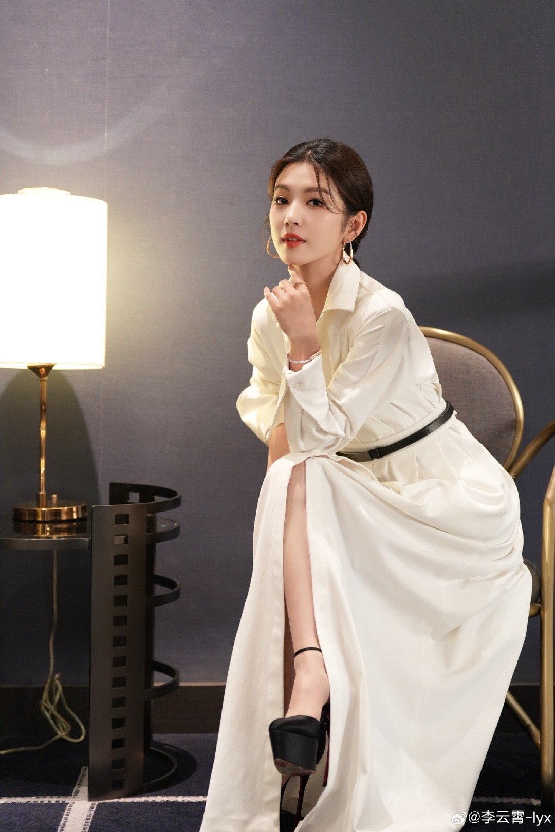 李云霄梁祝30万人抢800张票30多万人抢800张票是什么概念？就是大部分人