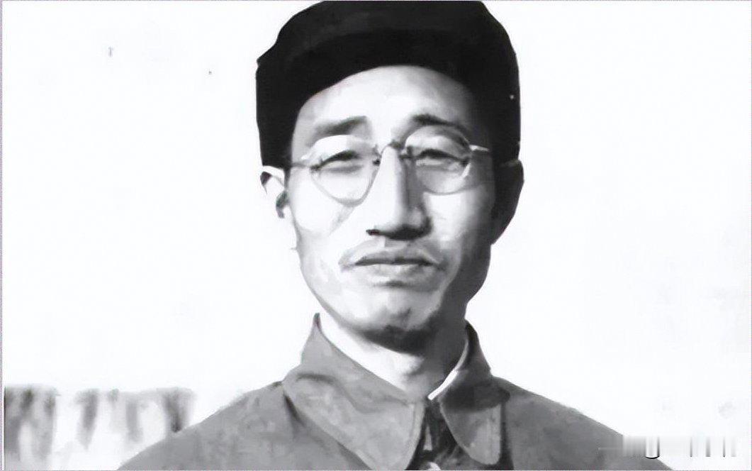 1937年，徐向前孤身一人讨饭回到陕北，面对失去西路军的剧痛，他此后打仗总要自己