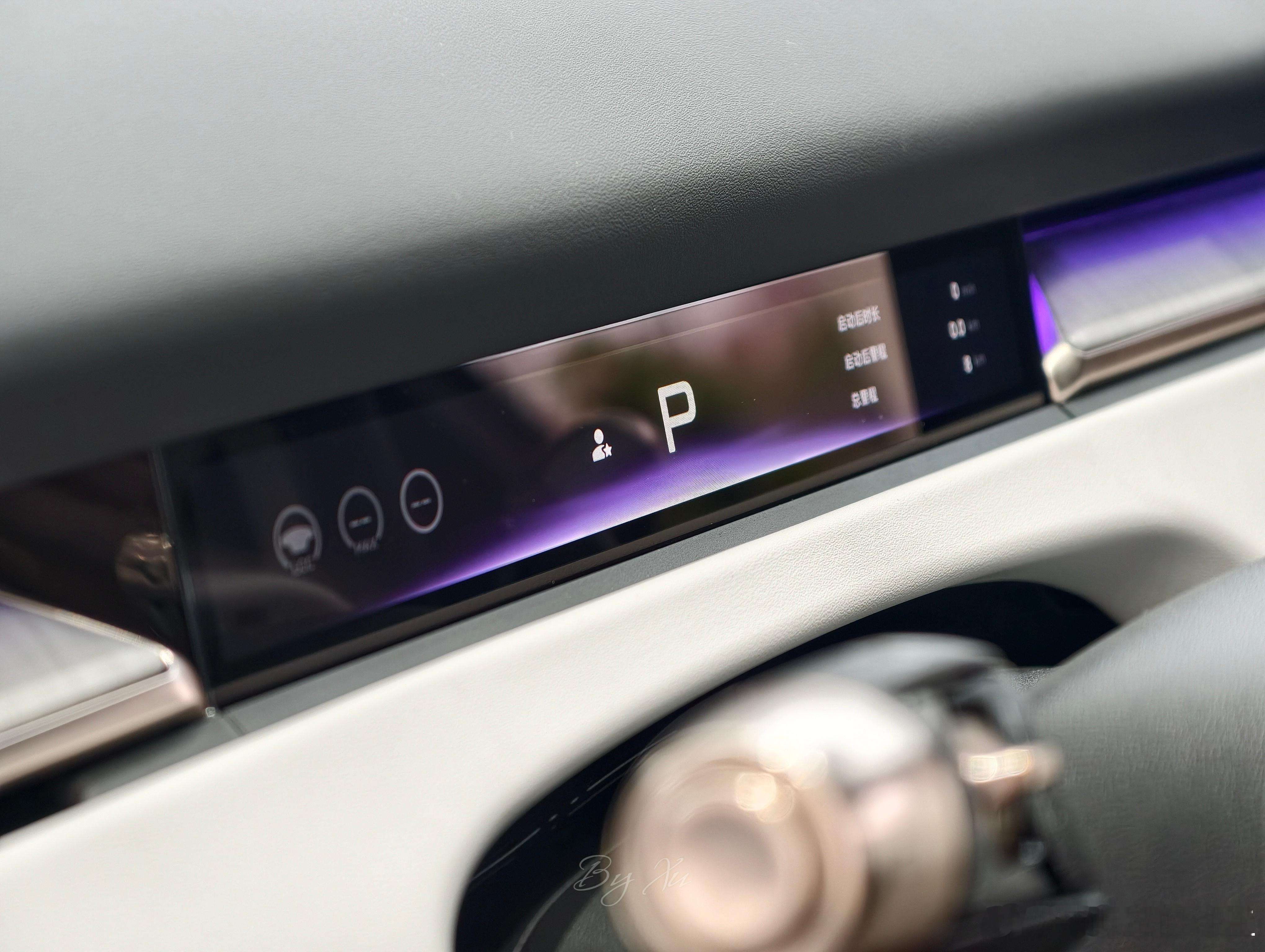 趁着今天新年工作日第一天，展厅人少来门店看了一下2026款小鹏P7+展车随手拍了