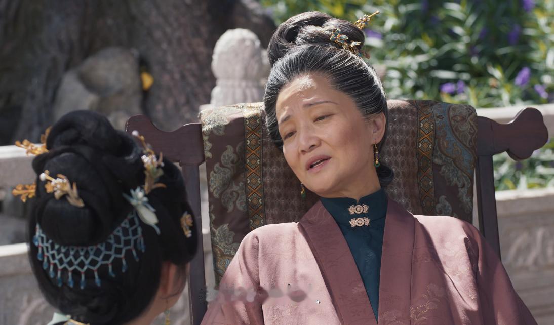 《兰香如故》薛桂花临终喊“兰香来接我”！原来，这才是她藏着两份母爱的真相兰香妈